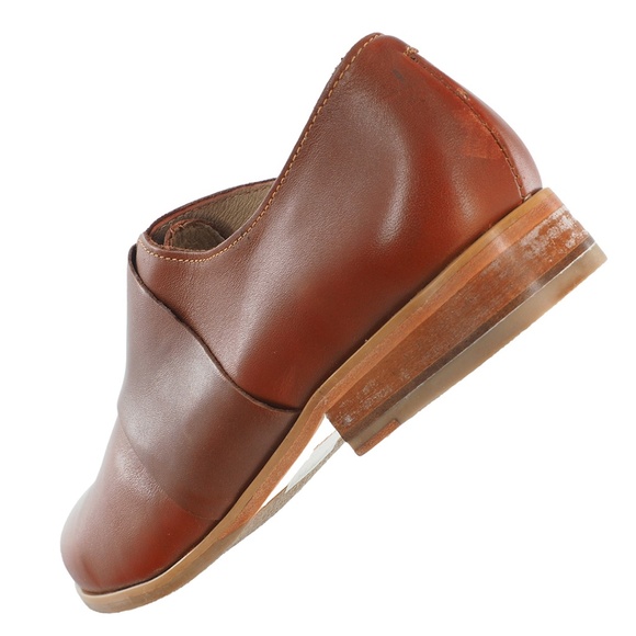 Wolverine Women's Olive Leather Loafer - Picture 6 of 10